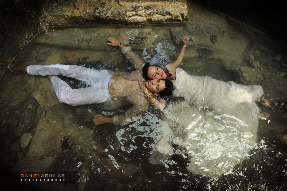 Bride and Groom floating in a pond in Xilita 